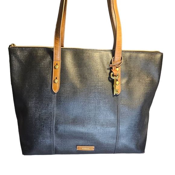 Fossil Bags Fossil Rachel Balck And Tan Vegan Leather Tote Poshmark